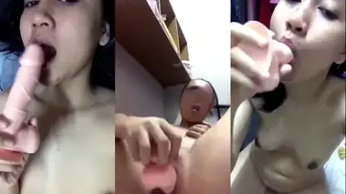 Bokep Jilbab Wawa Coba Mainan Besar Nangis Nahan